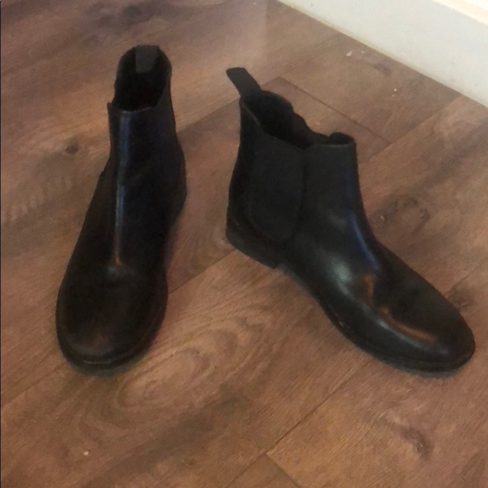 Black Ankle Boots size 6